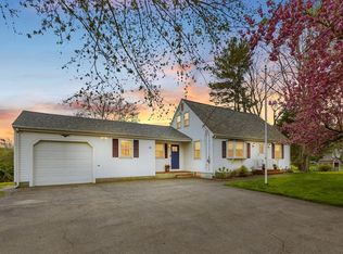 23 Warren St W, Raynham, MA 02767