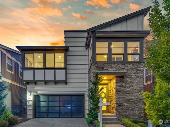 1371 Pine Crest Circle NE, Issaquah, WA 98029