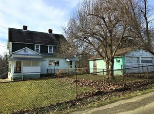 403 1st St, Dunbar, PA 15431