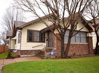 1108 W 4th St, Waterloo, IA 50702