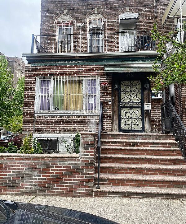1st image of 456 E 3rd St Floor 1