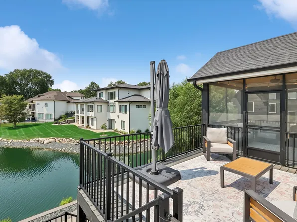 1025 Ford Ln, Waukee, IA 50263
