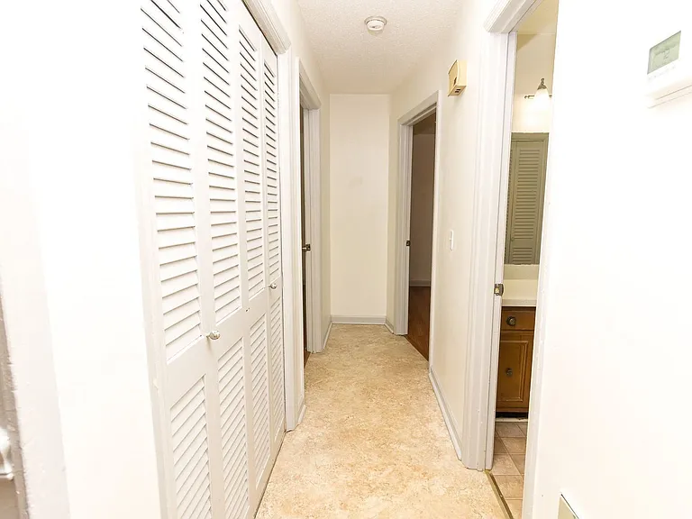5781 Taggart Dr #5781 — Photo 16