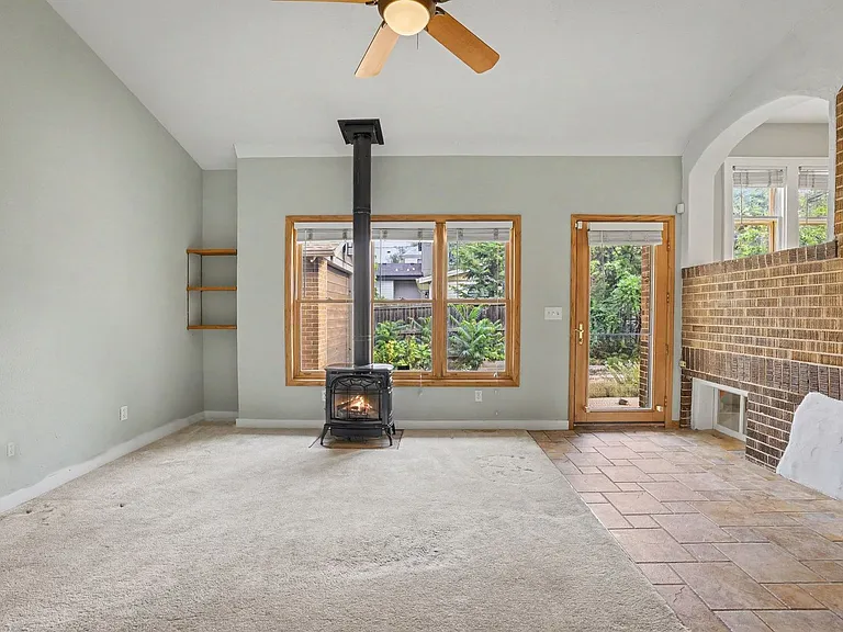 2040 S Ogden St — Photo 11