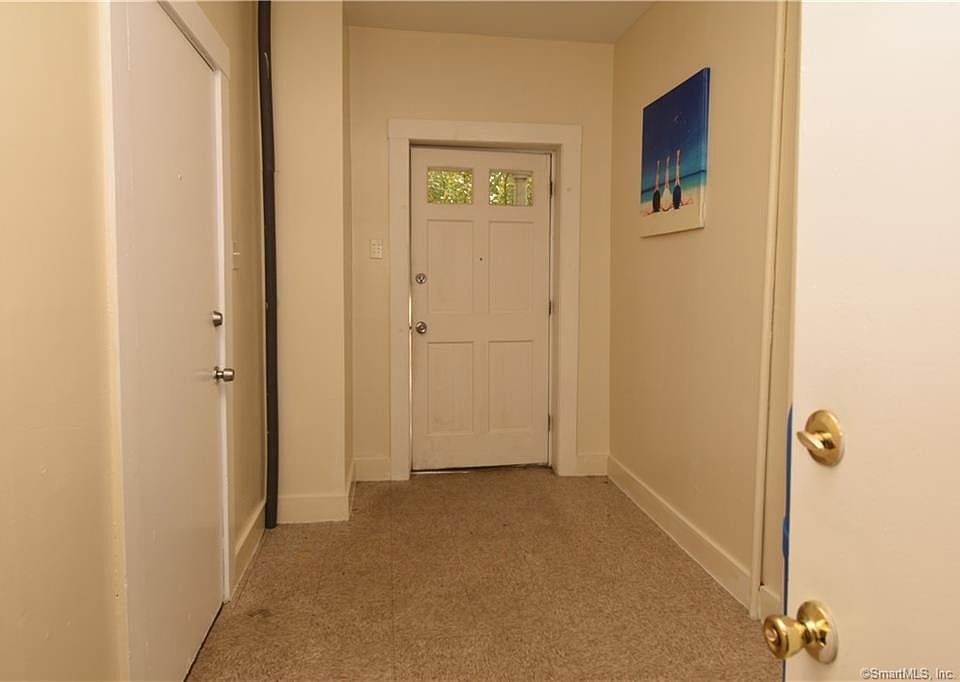 1st image of 216 Sargeant St #1
