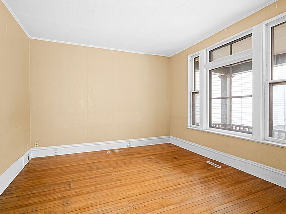 3rd image of 1416 Jefferson St