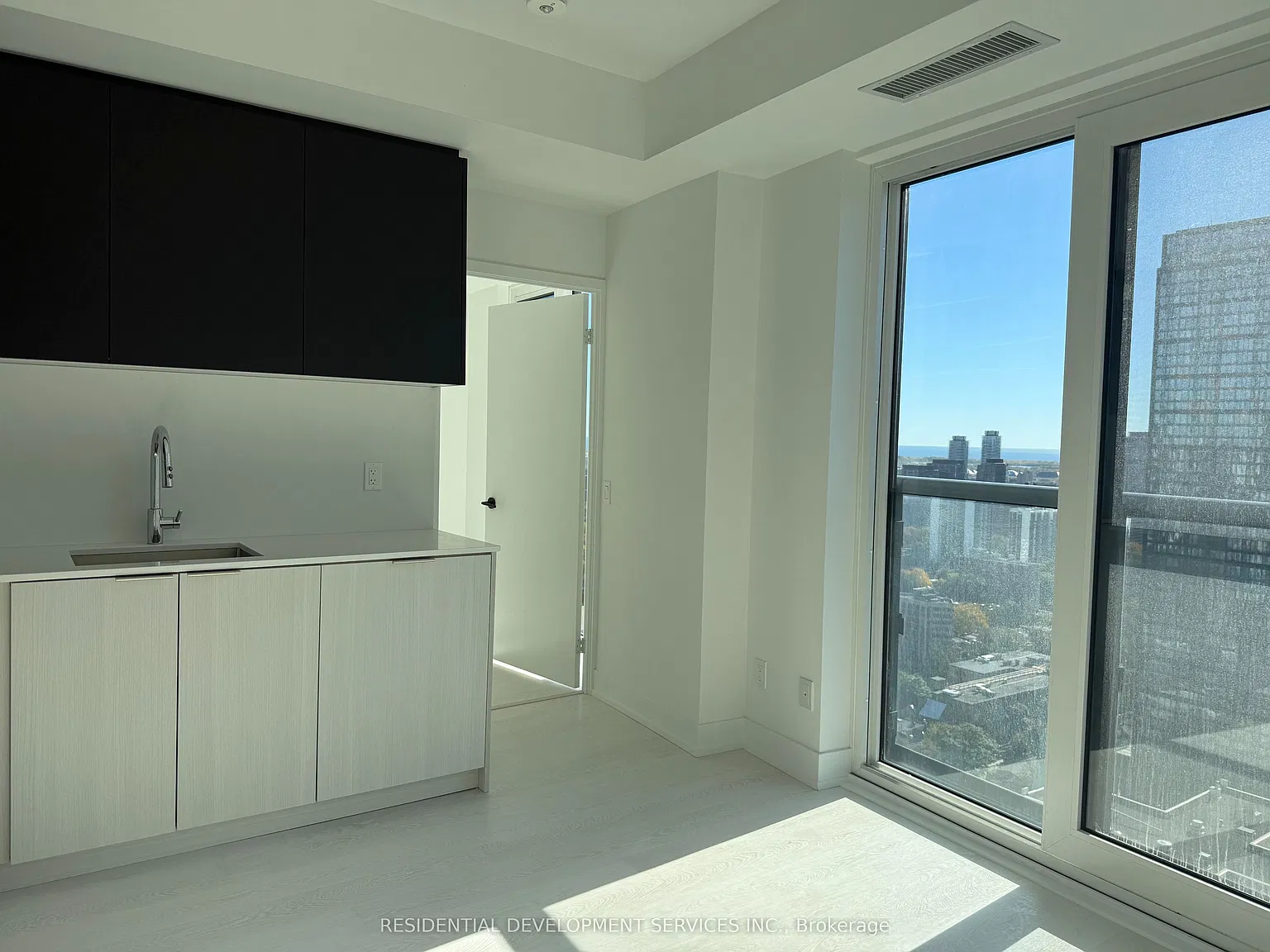 JAC Condos — Photo 4