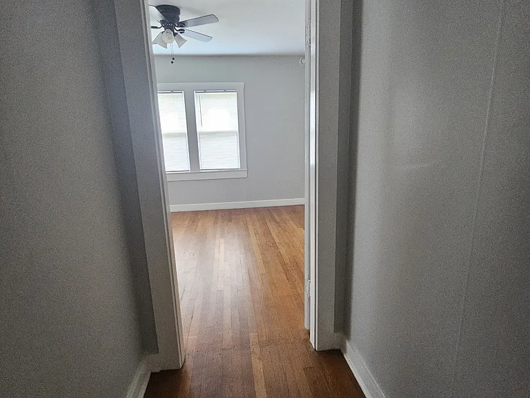 1060 Mulberry St — Photo 12