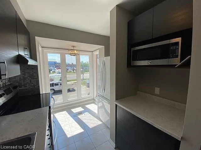 2 bed, 2.0 bath, 1420 sqft, $2,895 — Photo 4