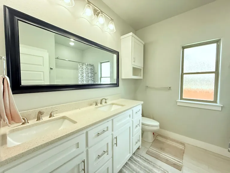 521 Joshua Pass — Photo 5