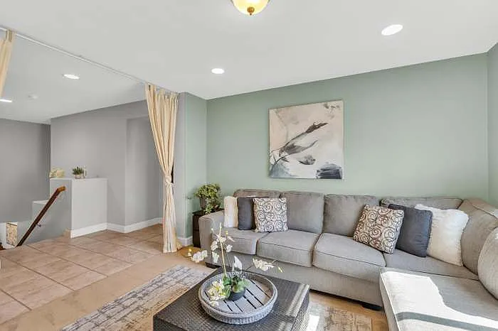 5405 Nectar Cir — Photo 32