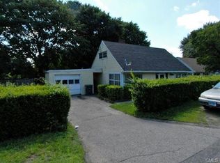 3960 Madison Ave, Bridgeport, CT 06606