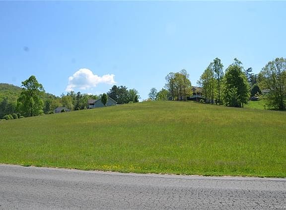 4th image of 52 Ivy Meadows Dr