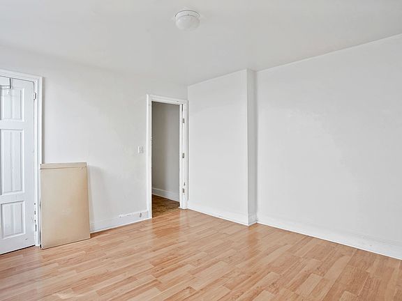 2nd image of 1709 W Montgomery Ave Unit B