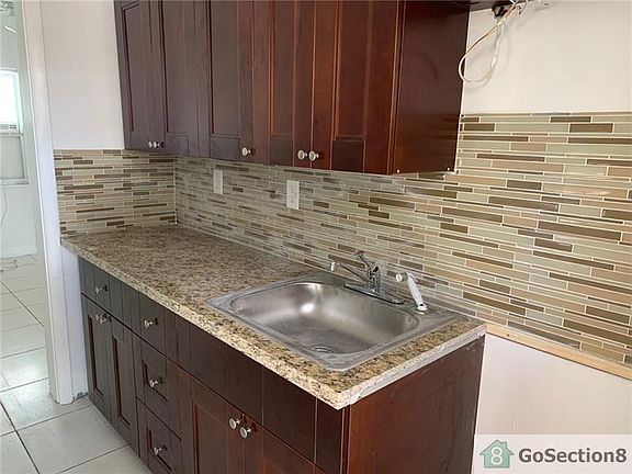 3rd image of 847 NW 13th Ave #847