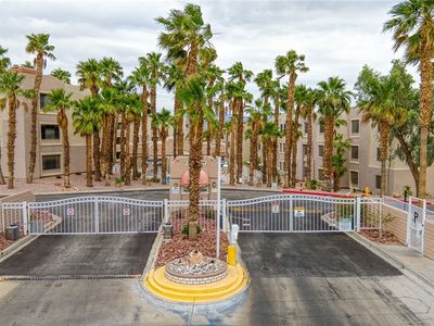 2040 Mesquite Ln APT 203, Laughlin, NV, 89029