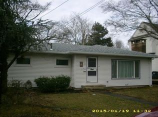 59 Anderson Ave, Warwick, RI 02888