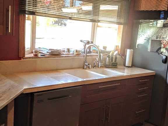3rd image of 7330 Van Maren Ln
