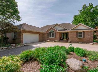 13630 Jackson Rd, Mishawaka, IN 46544