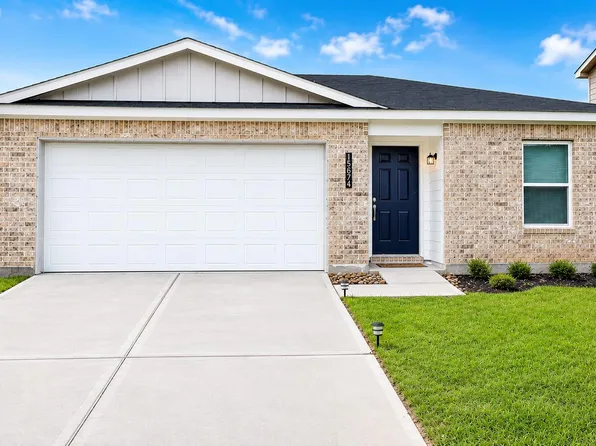 15674 Briar Forest Dr, Conroe, TX 77306