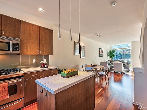 5th image of 15212 NE 81st Way Unit 103