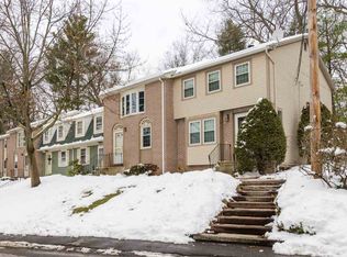 61 Cannongate Iii Rd, Nashua, NH 03063