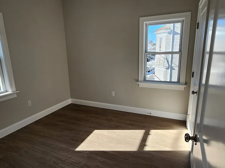 322 Brownell St #1W — Photo 12