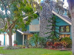 2228 Cypress Point Dr W, Clearwater, FL 33763