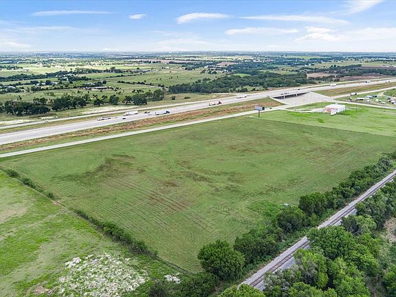 5th image of 15179 N Interstate Highway 35