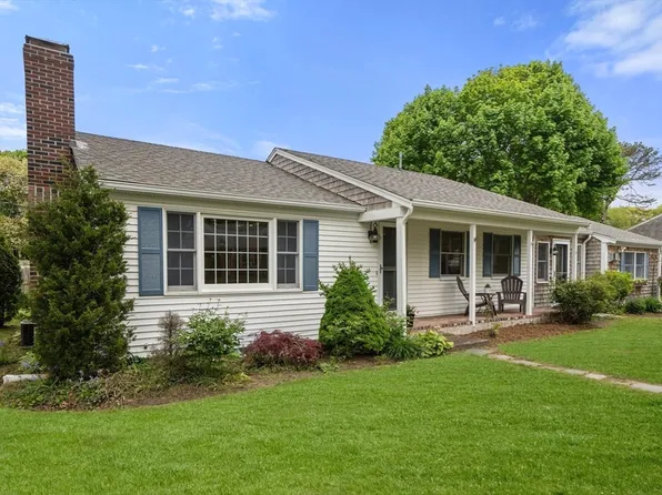 6 Harrington Way, Barnstable, MA 02630