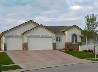 611 Silverleaf Dr, Spearfish, SD 57783