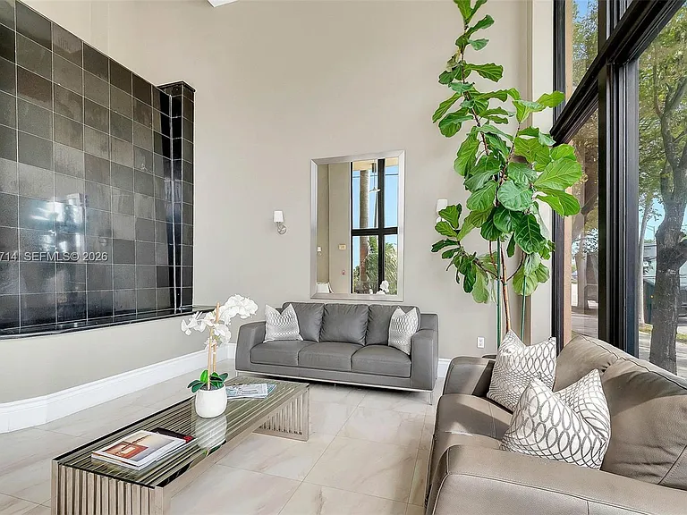 1690 SW 27th Ave #805 — Photo 37