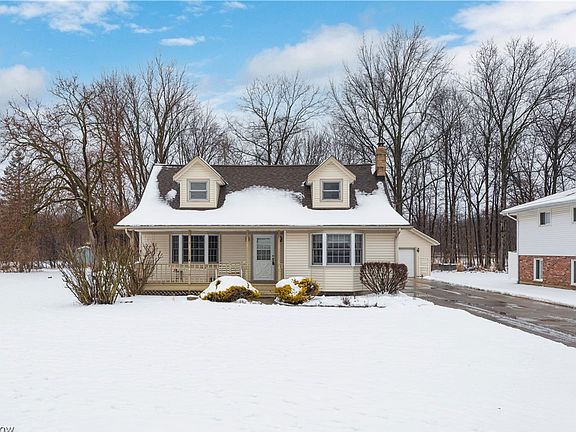 2nd image of 24218 Normandy Dr