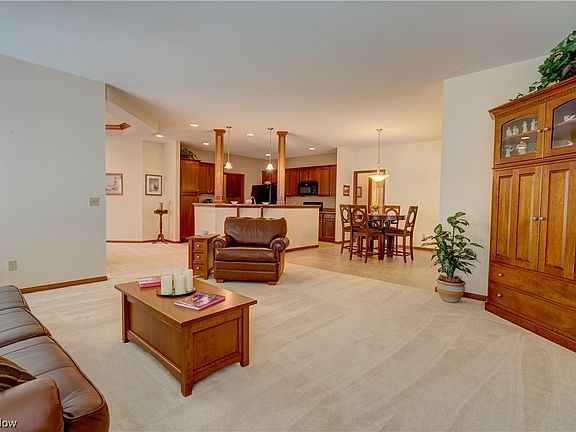 4th image of 13137 Northpointe Cir