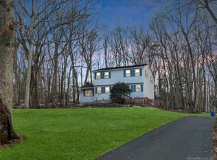 6 Apple Rd, Tolland, CT 06084