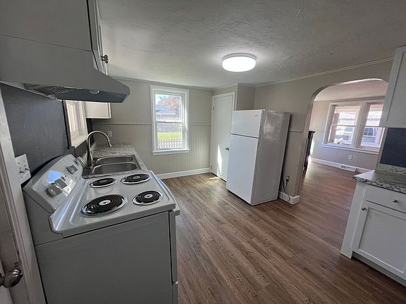 5th image of 1824 E Canal Rd APT B
