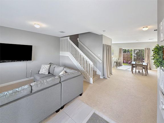 3rd image of 1249 NW 4th Ln