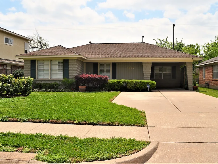 4009 Nenana Dr — Photo 1