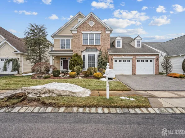 85 Beth Page Dr, Monroe Township, NJ 08831