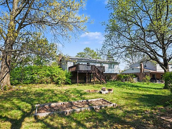 3rd image of 224 Sebastian Ct