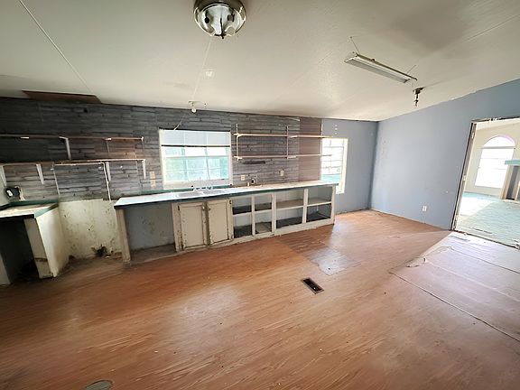 2nd image of 230 Reva Ln
