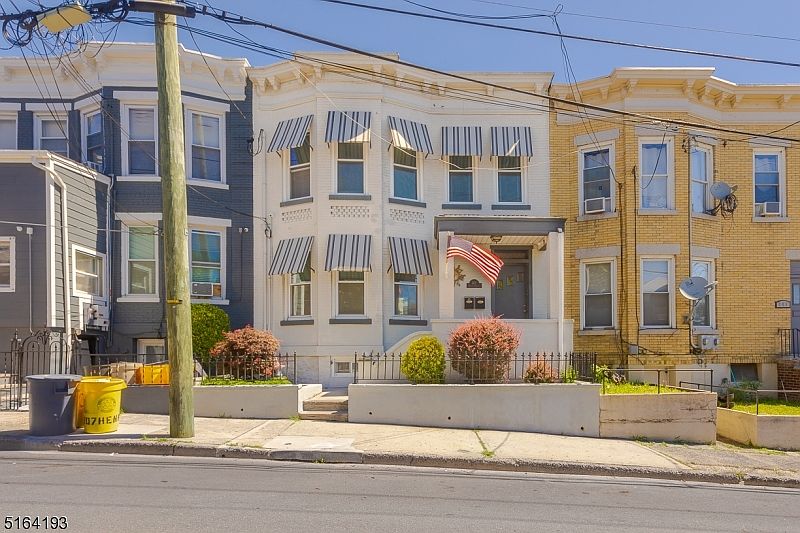 307 Henry St, Fairview, NJ 07022 Zillow