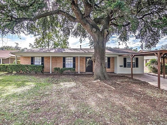 2nd image of 3410 Lylac Ln