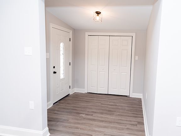 3rd image of 2184 3rd St