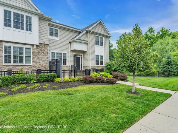 7 Carriage Gate Drive, Little Silver, NJ 07739