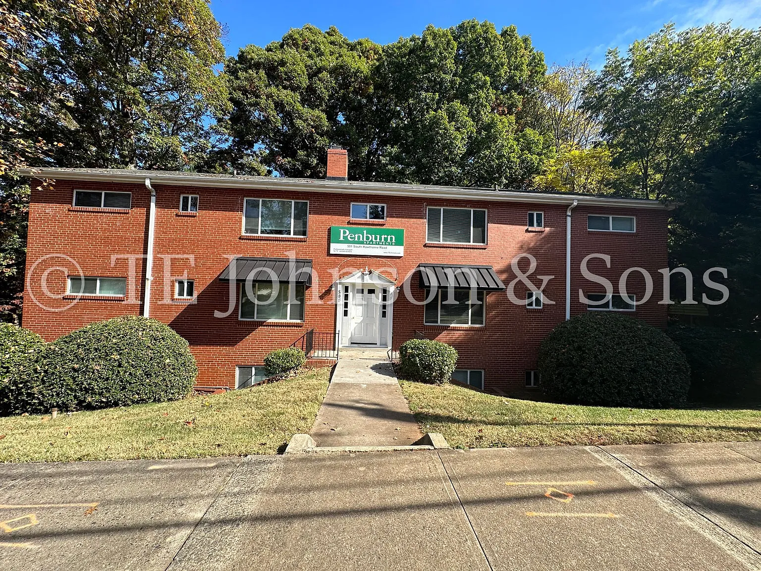 Modern One-Bedroom Apartments in the Heart of Winston-Salem — Photo 4