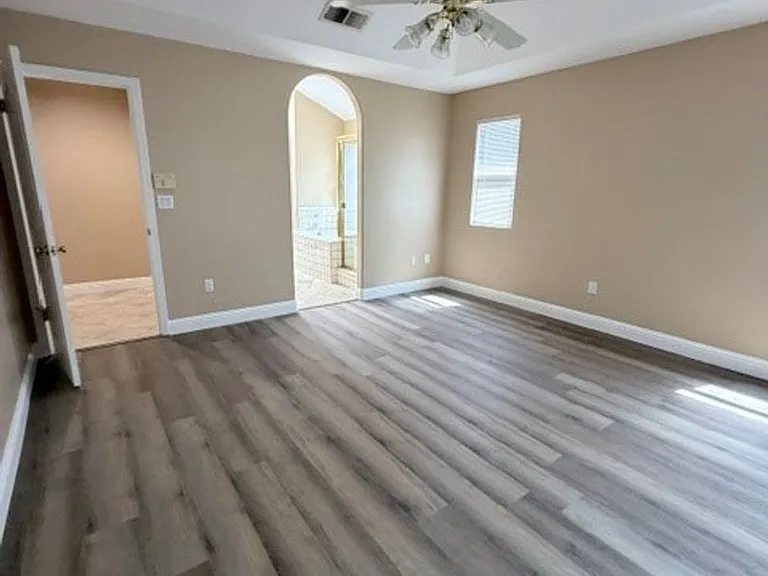 5009 Glacier Canyon Ct — Photo 9