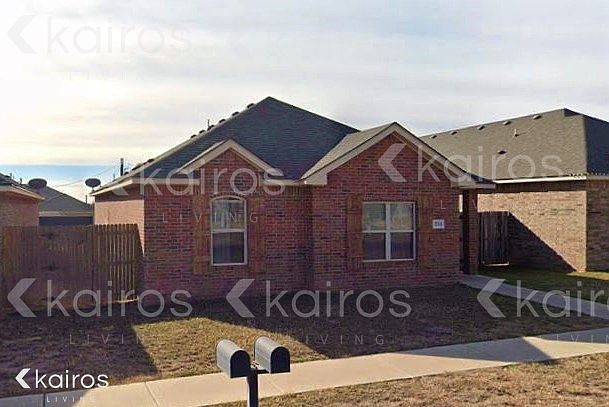 1st image of 2114 SE 42nd Ave