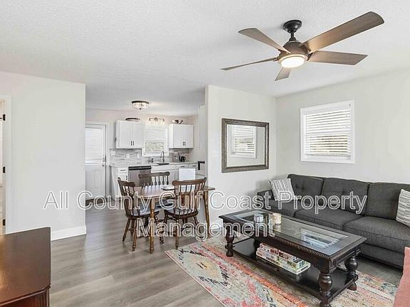 4th image of 604 Church St
