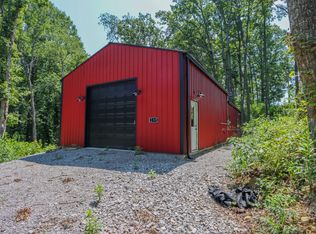 139 Salzer Mountain Rd W, Spencer, TN 38585